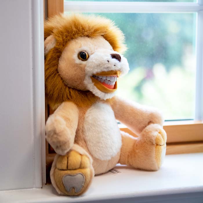 Stuffed Animal Lion with Teeth